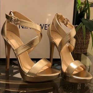 Gorgeous gold strappy heels